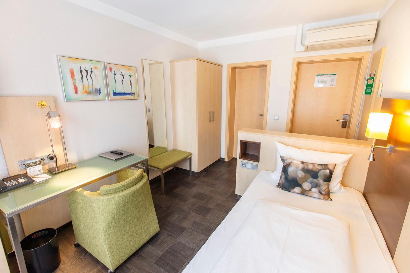 Hotel Scheffelhoehe 브루흐잘 외부 사진