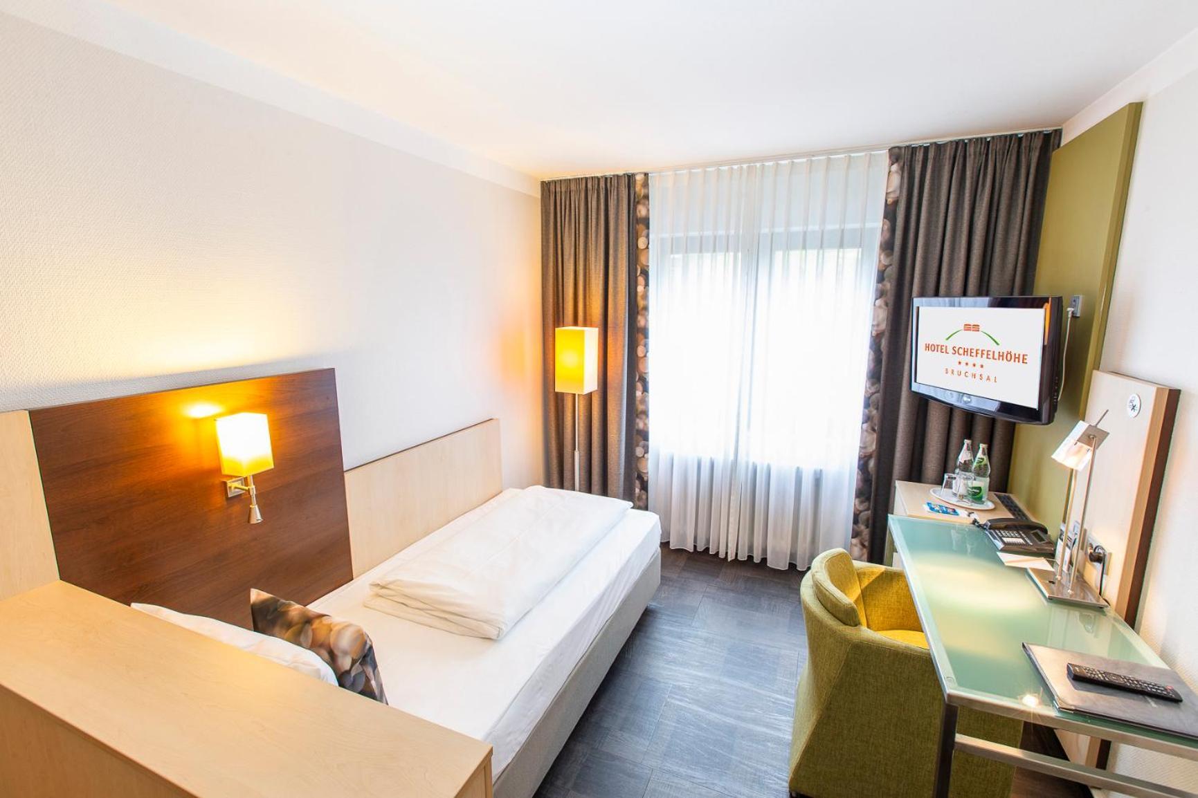 Hotel Scheffelhoehe 브루흐잘 외부 사진