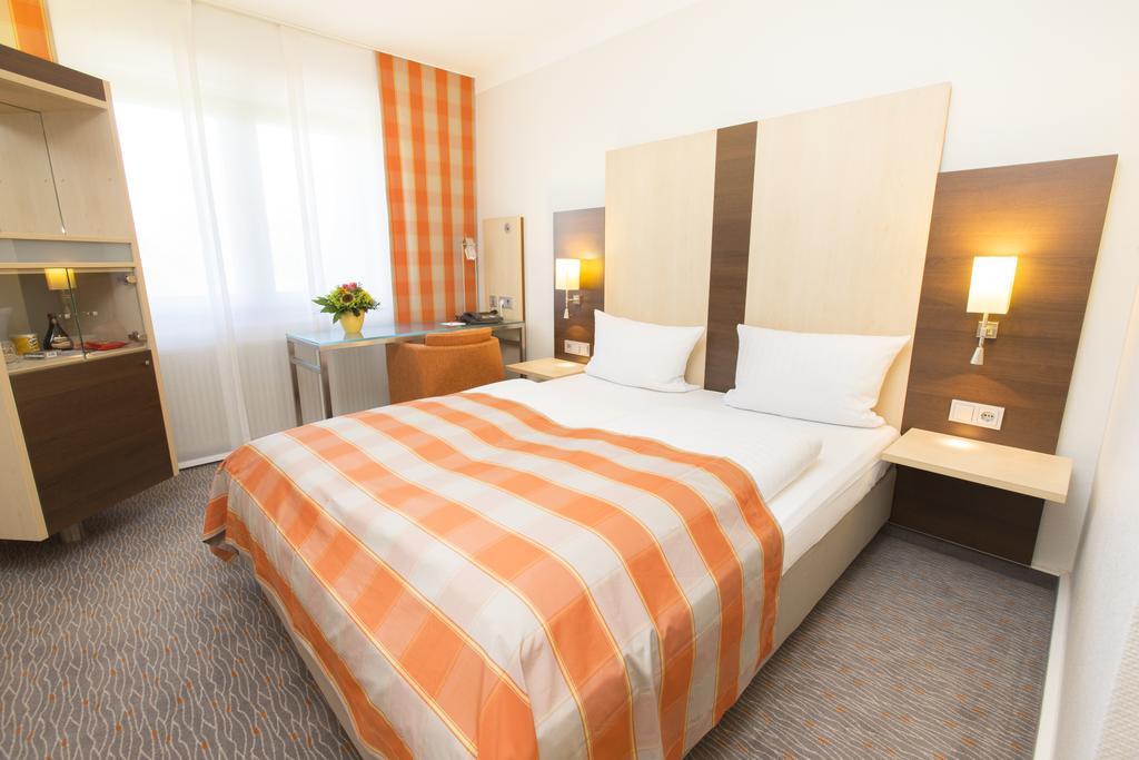 Hotel Scheffelhoehe 브루흐잘 외부 사진